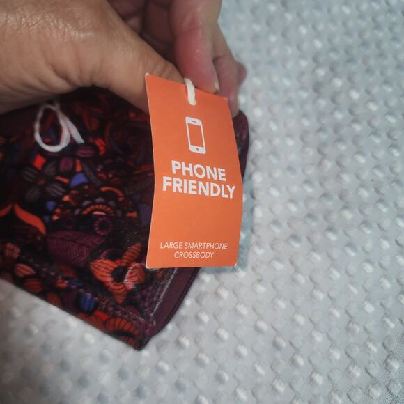 SAKROOTS NWT CABRRNET SPIRIT WRISTLET WALLET - Picture 3 of 9